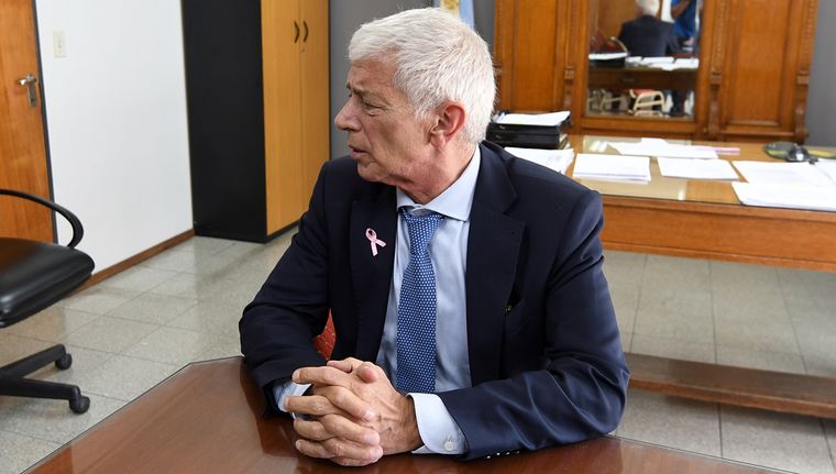 Mariano Cúneo Libarona, ministro de Justicia informó esta mañana del supuesto boliche. Foto: ALF PONCE MERCADO / MDZ