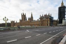 Las calles de Londres estaban desiertas durante el confinamiento. Reino Unido comienza ahora a relajar las medidas restrictivas. Foto: PA MEDIA