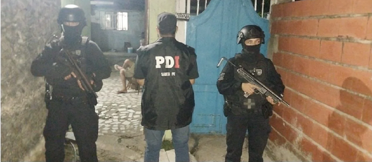 La Policía en los allanamientos Foto: Gobierno de Santa Fe