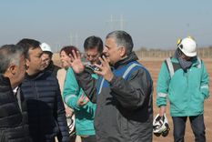 Horacio Marín recorrió el parque solar El Quemado