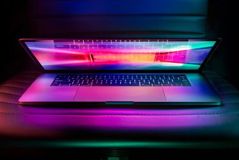 La computadora de Apple que está de oferta en Walmart. La computadora de Apple que está de oferta en Walmart.