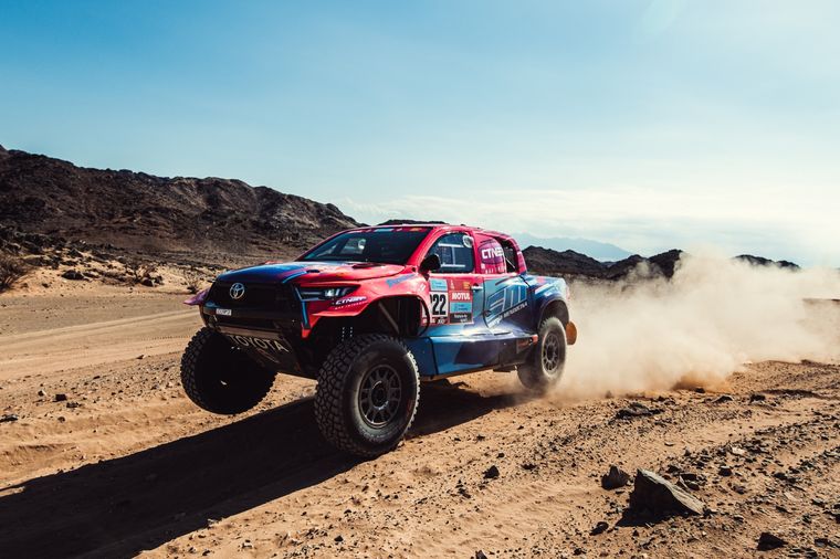 La Hilux de Álvarez en acción. Foto: Prensa Lucio Álvarez