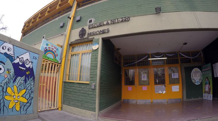 La escuela Misiones retoma las clases con normalidad tras haber sufrido un robo.