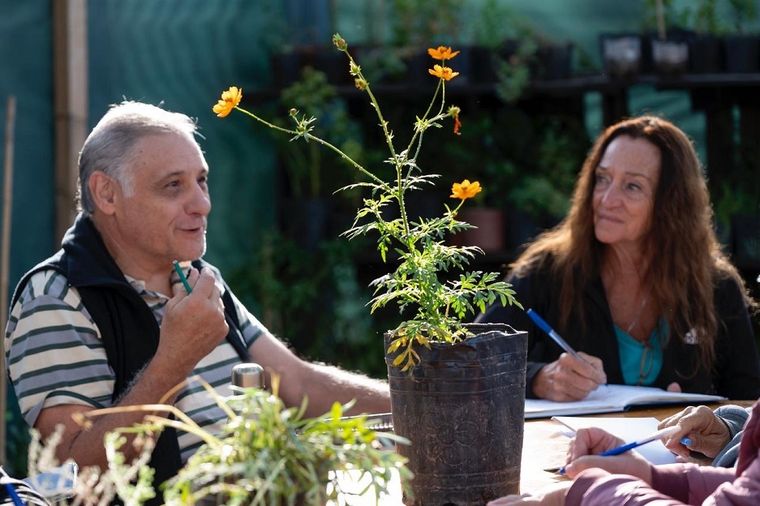 Godoy Cruz lanzó “Legado Verde”, un programa que une generaciones con foco ambiental. Godoy Cruz lanzó “Legado Verde”, un programa que une generaciones con foco ambiental.