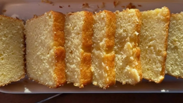 La receta de budín de naranja y coco combina dos ingredientes muy usados en la repostería casera por su aroma y textura. La receta de budín de naranja y coco combina dos ingredientes muy usados en la repostería casera por su aroma y textura.