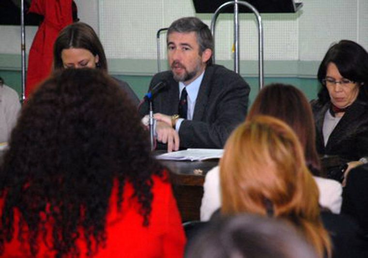 Hoy se capacitó a profesionales en el uso del protocolo. Foto: Marcelo Ruiz/ MDZ