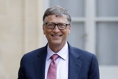 Bill Gates apuesta por los tatuajes biotecnológicos, los cuales podrían desplazar a los smartphones. Foto: cnbc.com