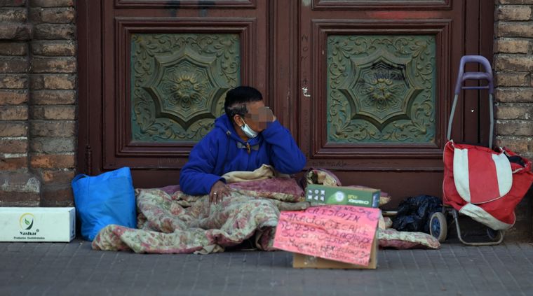 Qué dijeron tras conocerse los números de indigencia Foto: ALF PONCE MERCADO / MDZ