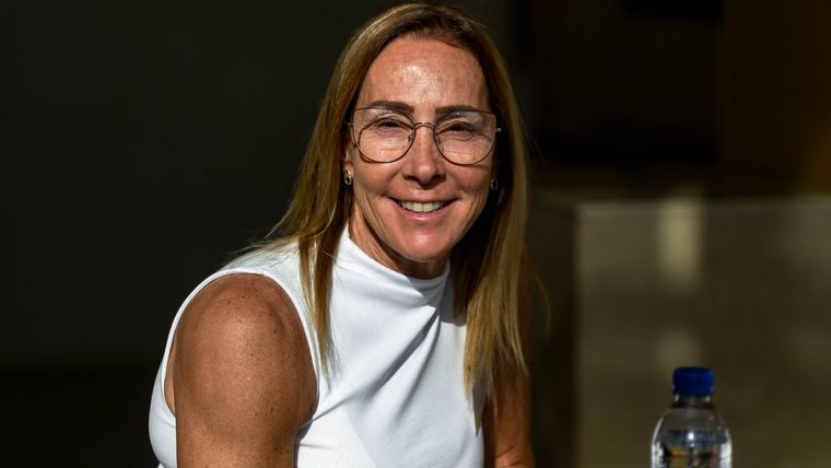 Paula Cardiol se sumó a escuchar la charla. Paula Cardiol se sumó a escuchar la charla.