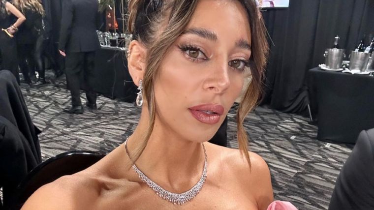 La modelo le hizo un gracioso juego a su marido Foto: Instagram @lasobrideperez