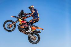 Kevin Benavides, en el aire. Foto: Instagram Kevin Benavides, en el aire. Foto: Instagram