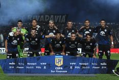 El Azul del Parque se mide ante el Lobo en el Bosque Foto: Juan Ignacio Blanco / MDZ El Azul del Parque se mide ante el Lobo en el Bosque Foto: Juan Ignacio Blanco / MDZ