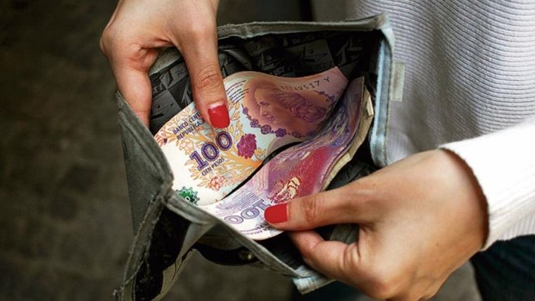 La desesperación de los argentinos por no llegar a fin de mes ya se está expresando en distintas redes sociales.