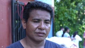Pemba Dundu Tamang le contó a la BBC cómo descubrió que algunos de sus compañeros habían desaparecido después de escaparse de un túnel inundado. Pemba Dundu Tamang le contó a la BBC cómo descubrió que algunos de sus compañeros habían desaparecido después de escaparse de un túnel inundado.
