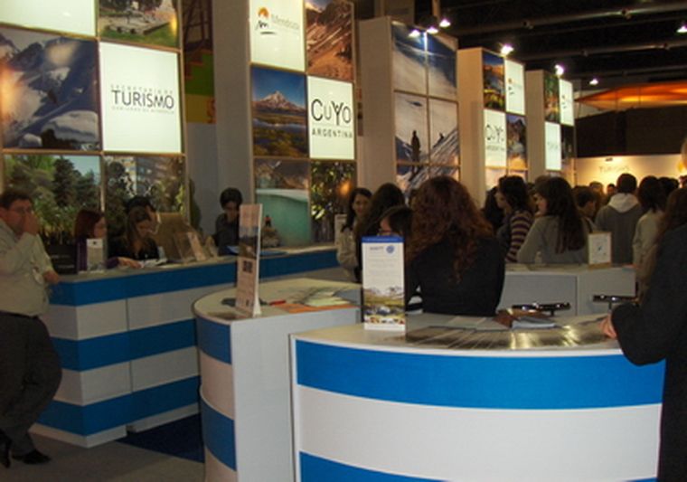 El stand de la provincia fue muy visitado.