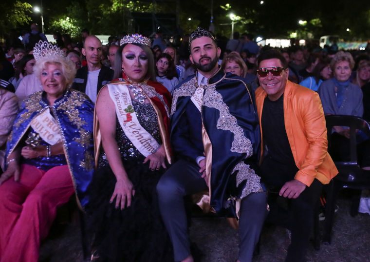 María Antonia, reina provincial de Adultos Mayores, Queen Kartajena y Gonzalo Romano, representantes de Vendimia para todos, junto a Gabriel Canci.