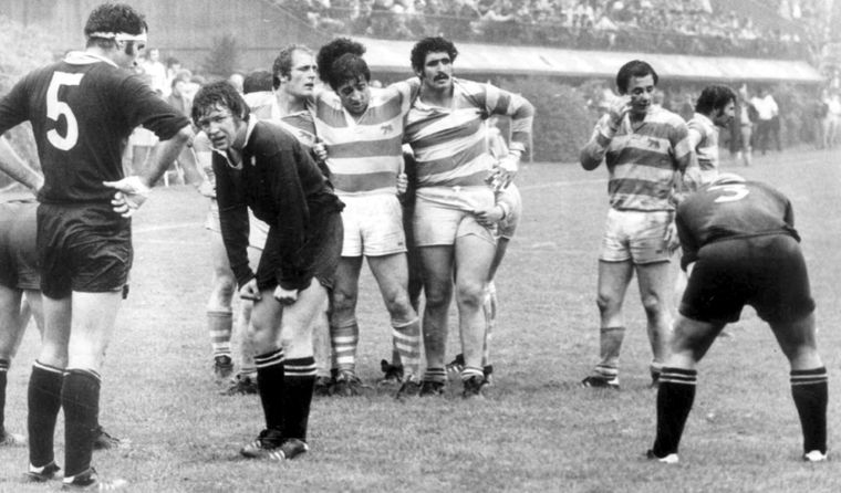 Rito Irañeta, de bigotes, en un partido con Los Pumas. Foto: Los Pumas