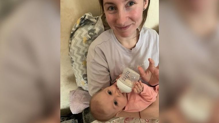 Valeria, con la bebé Kira, dijo que había alcanzado un nuevo nivel de felicidad desde el nacimiento de su hija.