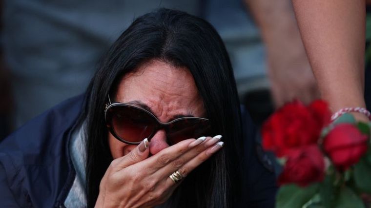 Una mujer israelí de luto por las víctimas de los ataques de Hamás. Foto: EPA