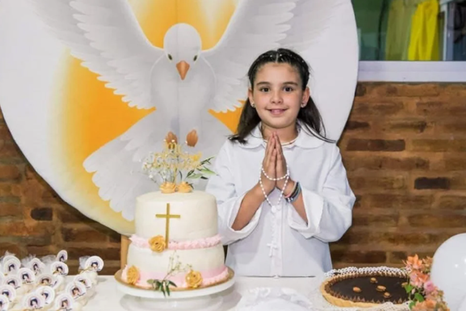 Catalina, de 10 años, se vio afectada por la explosión de un experimento de ciencias en una escuela de Pergamino.