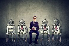 La promesa de la IA tropieza: empresas vuelven a depender de los humanos.