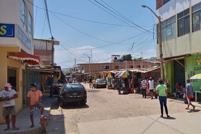 MDZol | Así estaba la zona del mercado de Máncora, Perú, este viernes.