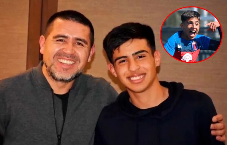 Riquelme, junto a Matías Espíndola, su sobrino, quien le metió un golazo de mitad de cancha a River.