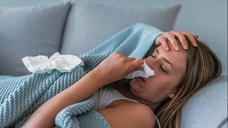 Estos son los consejos y remedios caseros que necesitabas para ganarle al resfriado Foto: Freepik