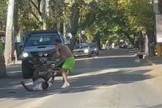 video: dos automovilistas, a las pinas en pleno chacras de coria