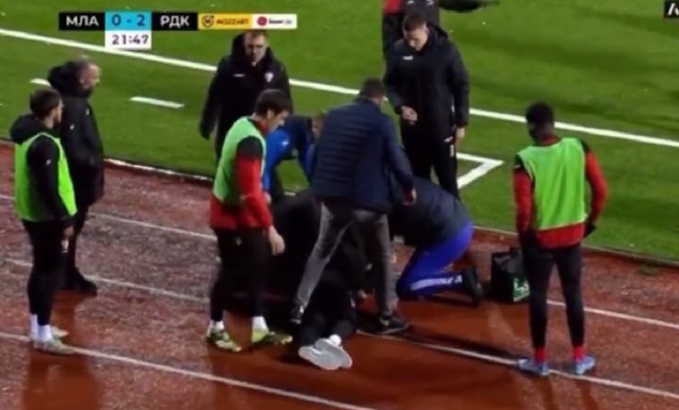 Mladen Zizovic, de 44 años, se desplomó en pleno partido y falleció poco después.