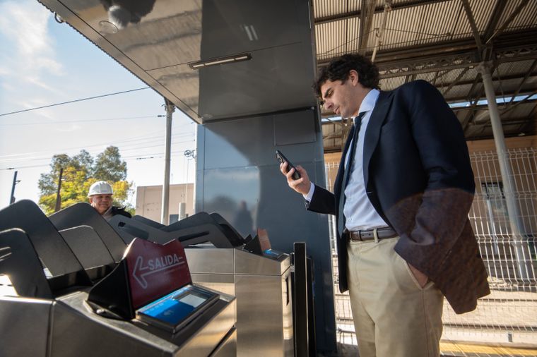 Natalio Mema en el Metrotranvía
