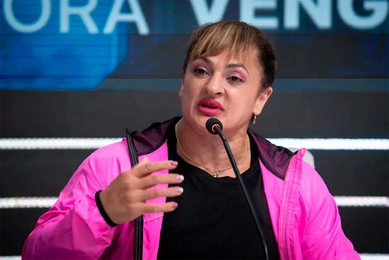 Alejandra Locomotora Oliveras permanece internada en el Hospital José María Cullen de Santa Fe tras haber sufrido un ACV isquémico el lunes pasado.