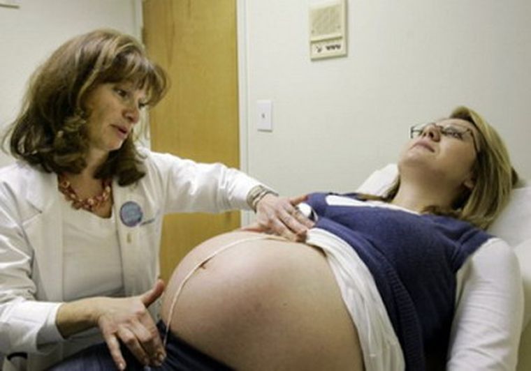 Los controles durante el embarazo son fundamentales para prevenir la infección. Foto: web