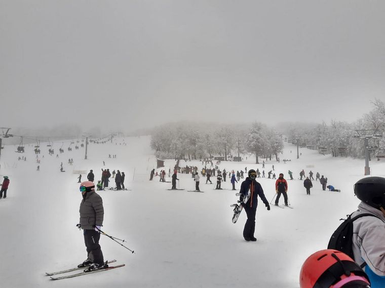 Los exorbitantes precios que pagan los turistas para disfrutar de estas vacaciones de invierno en el sur del país Foto: MDZ