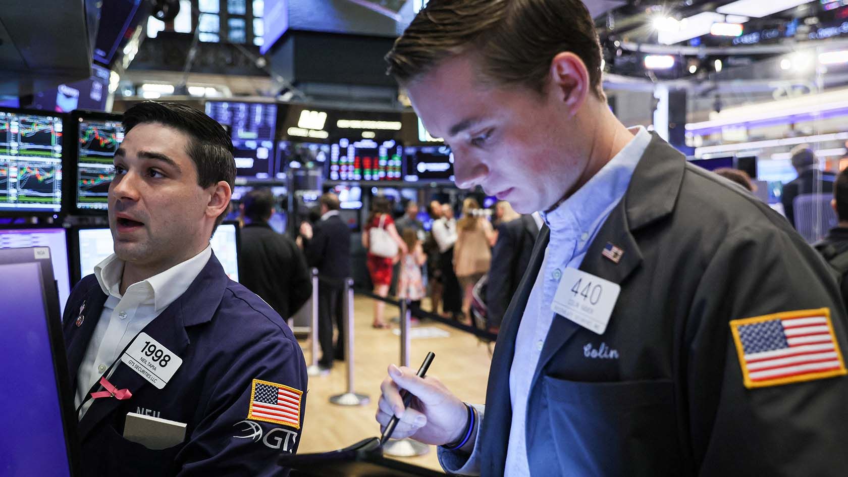 Acciones y bonos tienen una rueda positiva mostrando el entusiasmo del mercado, con subas que trepan más de 5%.&nbsp; 