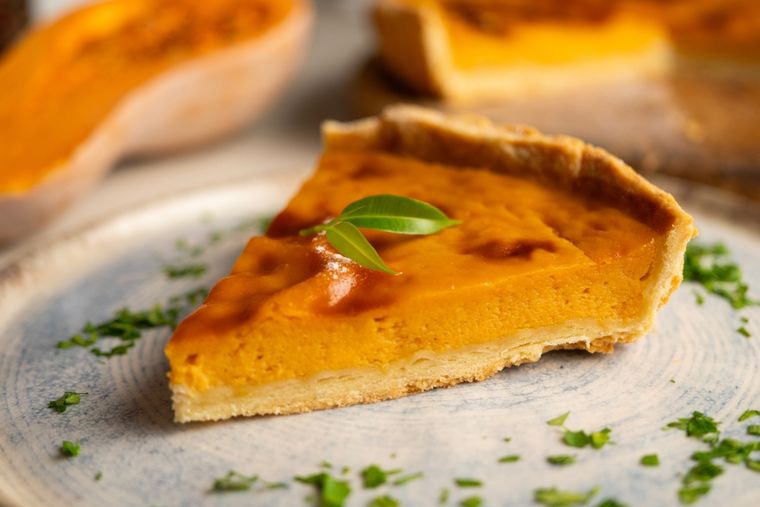 La receta de pastel de calabaza fue un símbolo de abundancia en las celebraciones de Acción de Gracias. La receta de pastel de calabaza fue un símbolo de abundancia en las celebraciones de Acción de Gracias.