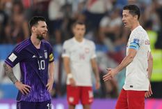 la insolita frase de lewandowski sobre su cruce con messi: ?le dije que estaba??