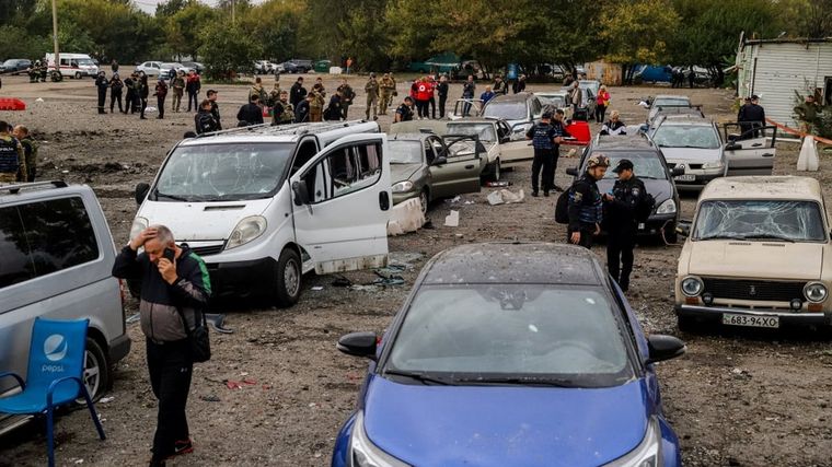 Los civiles buscaban ir a la zona ocupada por los rusos. Foto: Rnz.