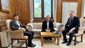 El flamante ministro del Interior, Diego Santilli, junto al jefe de Gabinete, Manuel Adorni, y el gobernador de Chubut, Ignacio Torres. El flamante ministro del Interior, Diego Santilli, junto al jefe de Gabinete, Manuel Adorni, y el gobernador de Chubut, Ignacio Torres.