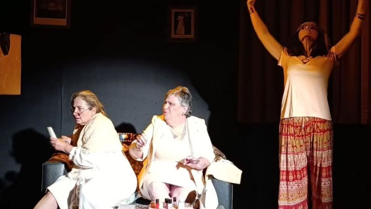 Amamos a papá llega al Teatro El Taller.