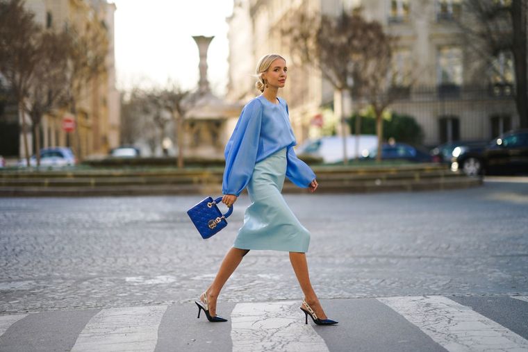 La moda nos lo demanda: la blusa será parte de nuestra colección 2022 de prendas infaltables Foto: Vogue