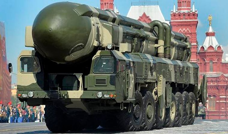 Foto: La República. Un desfile militar con armas nucleares en la Plaza Roja de Moscú.