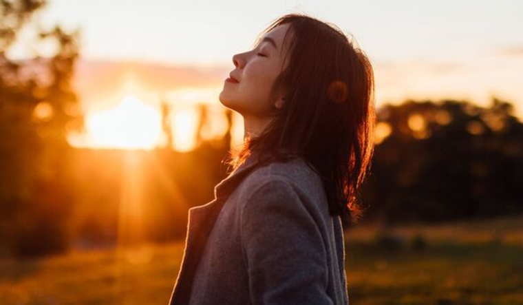 Es fundamental consumir alimentos con vitamina C y D Foto: Getty Images