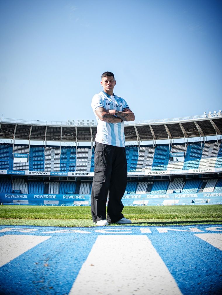 Rojo se queda en Avellaneda. Rojo se queda en Avellaneda.