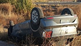 El vuelco se dio en el Acceso Este, en Maipú. El vuelco se dio en el Acceso Este, en Maipú.