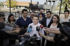 El precandidato radical se lanzó este jueves.