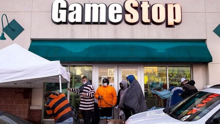Existe una batalla en Wall Street y en el centro de ella está Gamestop, un minorista de venta de videojuegos. Foto: GETTY IMAGES