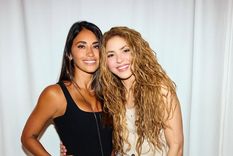 Antonela Roccuzzo y Shakira, juntas en Miami.