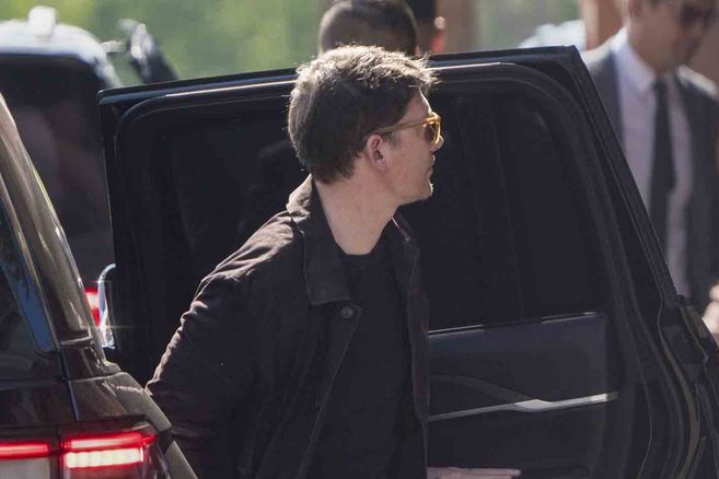 El asesor presidencial, Santiago Caputo, se reunió con el embajador de Estados Unidos en Argentina, Peter Lamelas.&nbsp;