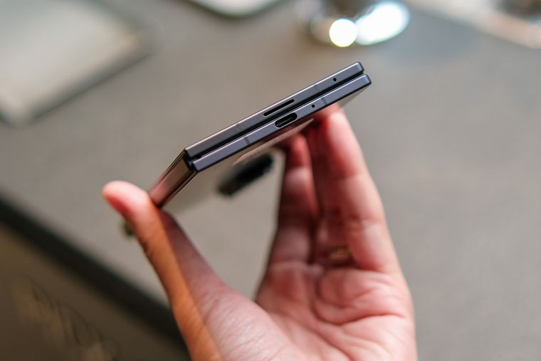 Durante el experimento, el Galaxy Z Fold7 mostró algunos fallos menores. Durante el experimento, el Galaxy Z Fold7 mostró algunos fallos menores.